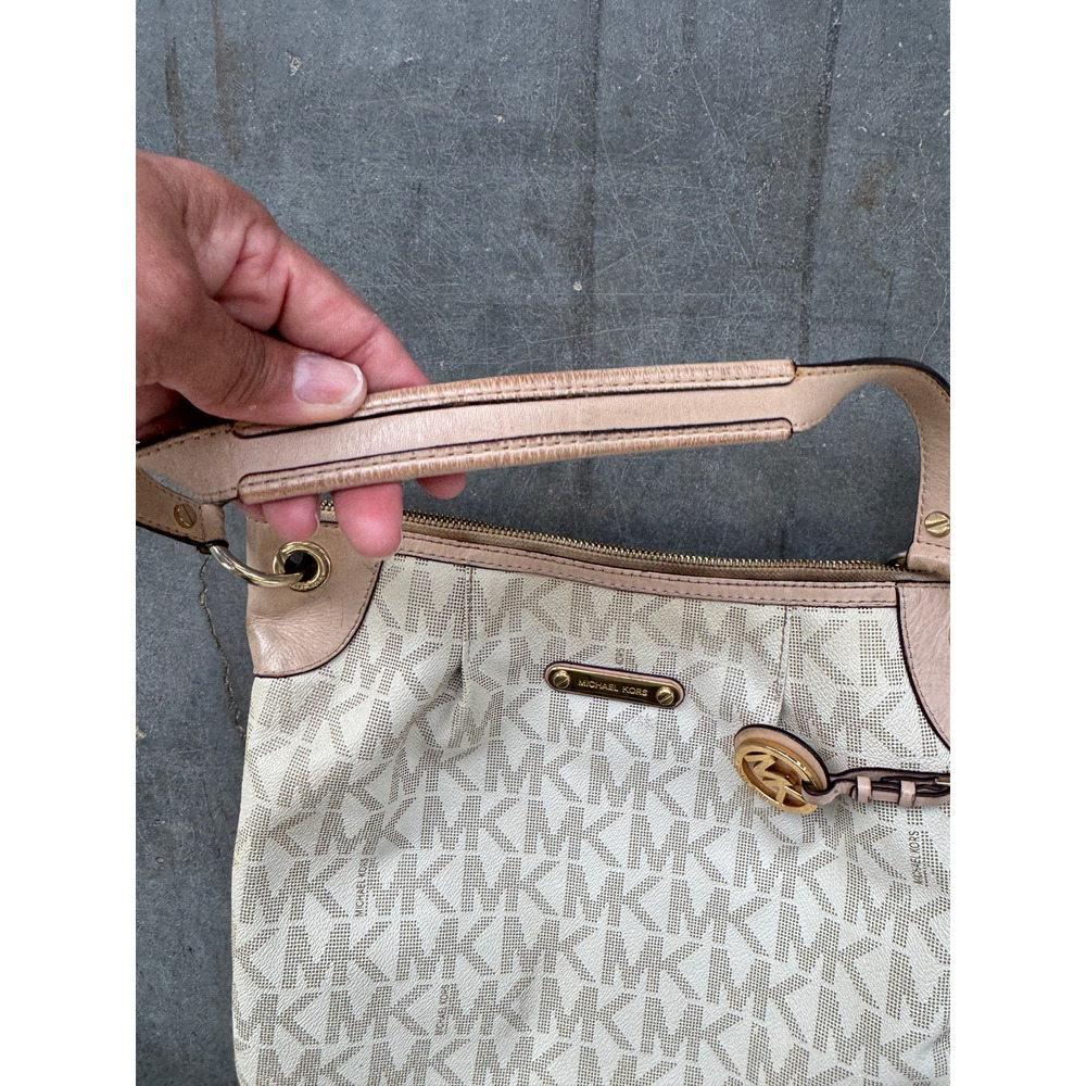 Michael Kors Monogram Hobo Tan White - Picture 8 of 11